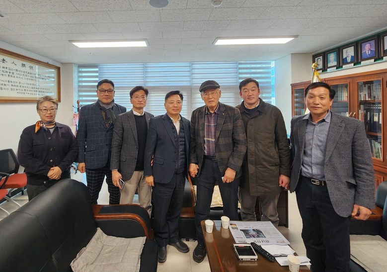 "어르신이 행복한 하동"...김구연 ...